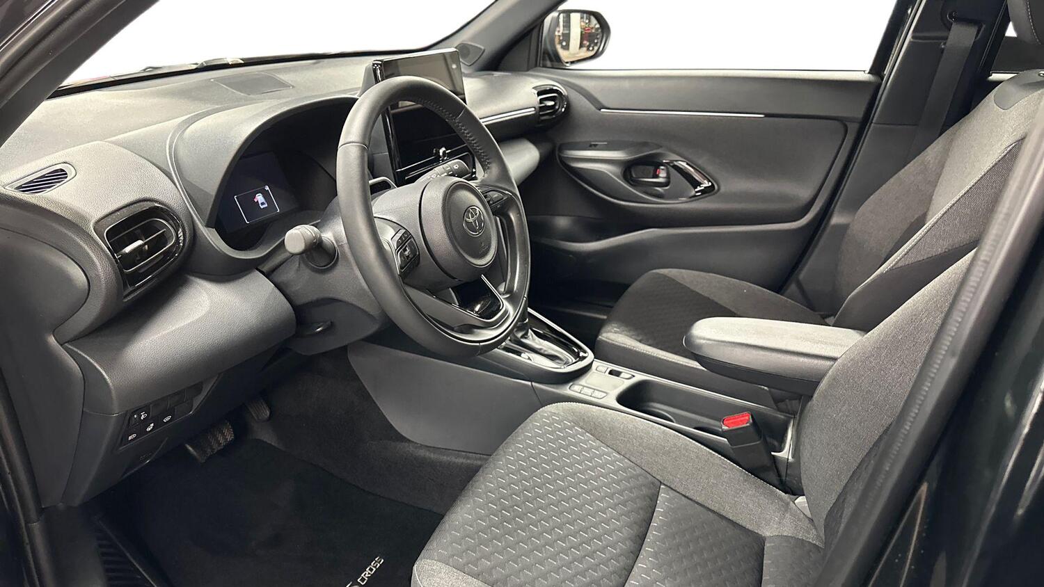 Toyota Yaris Cross vaihtoauto
