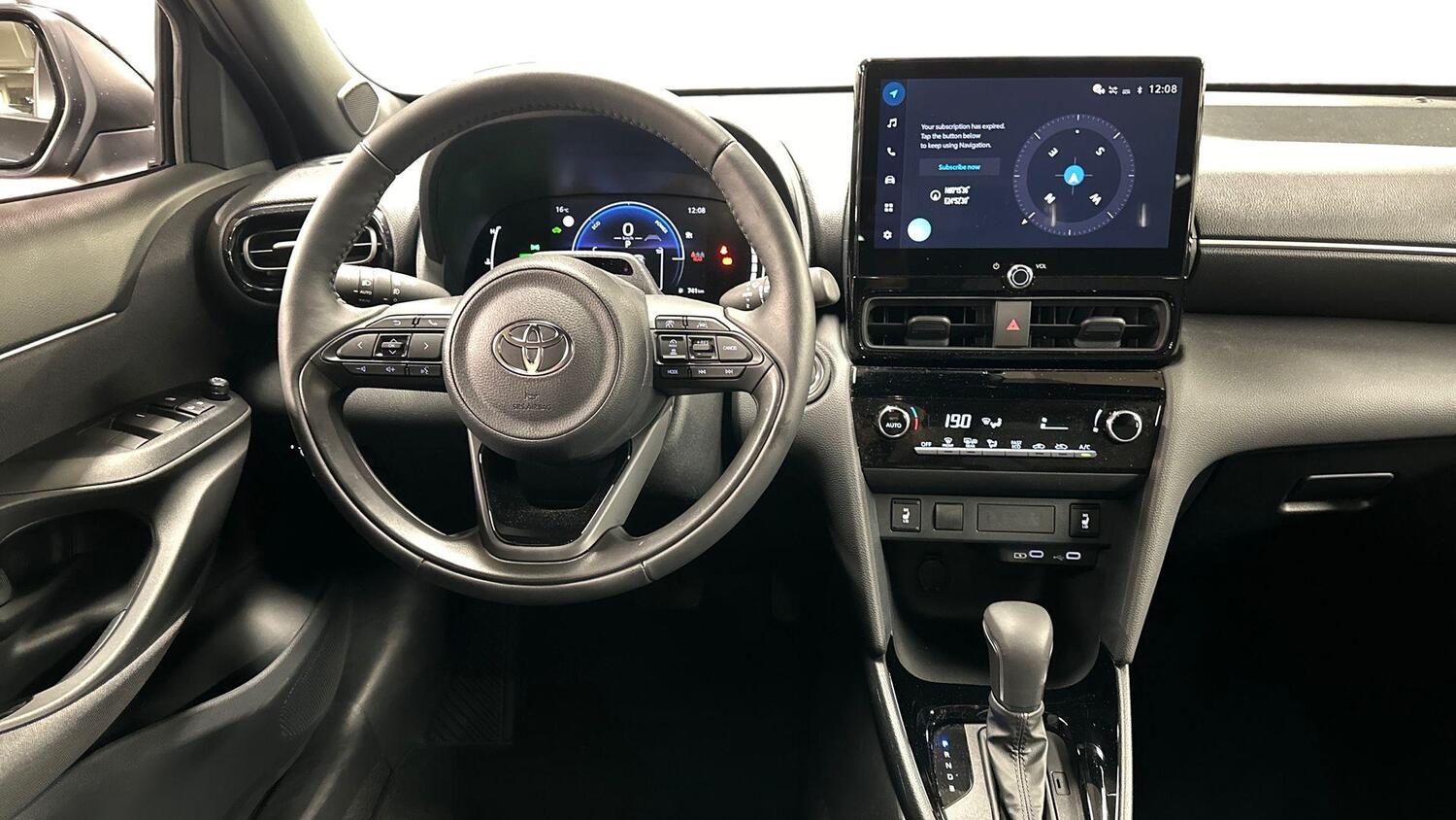 Toyota Yaris Cross vaihtoauto