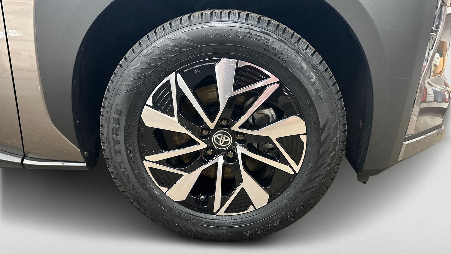 Toyota bZ4X Touring vaihtoauto