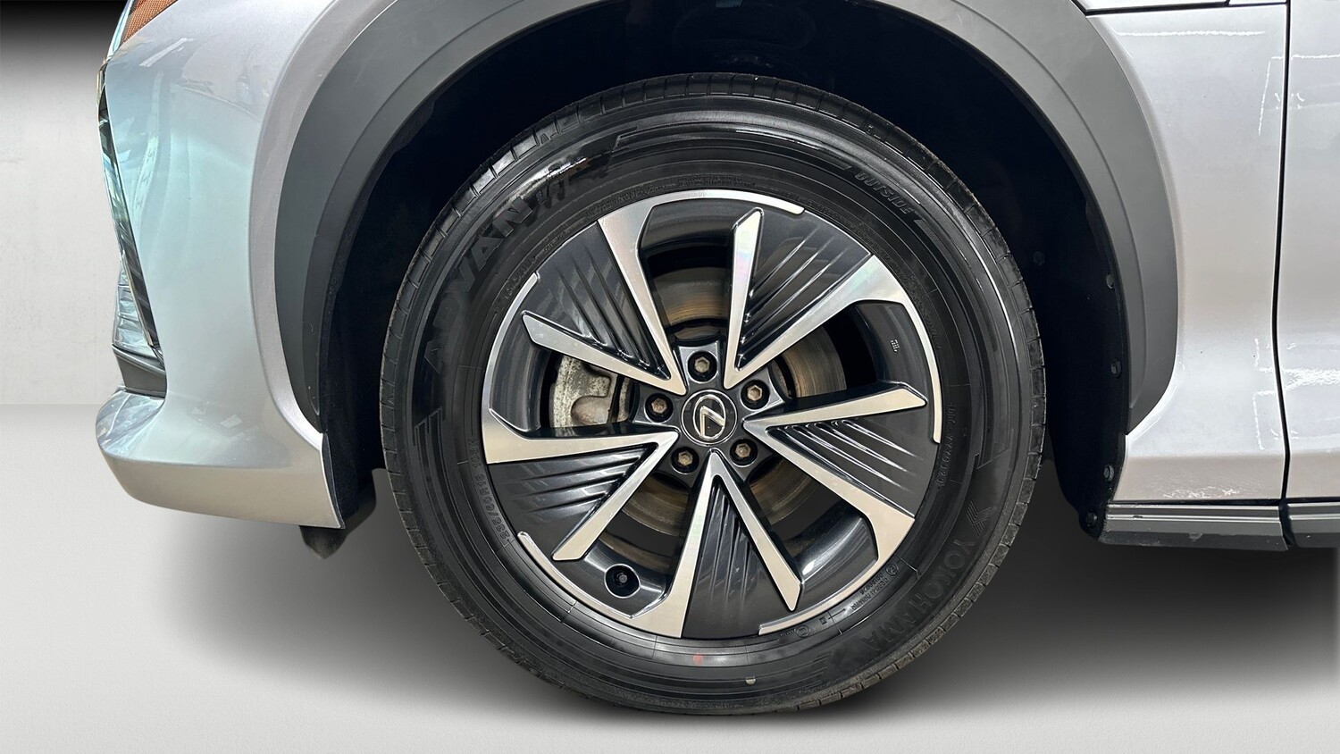 Lexus RZ vaihtoauto
