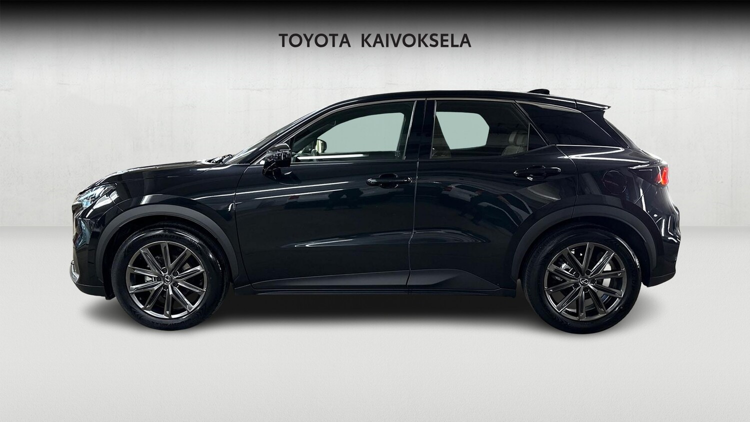 Lexus LBX vaihtoauto