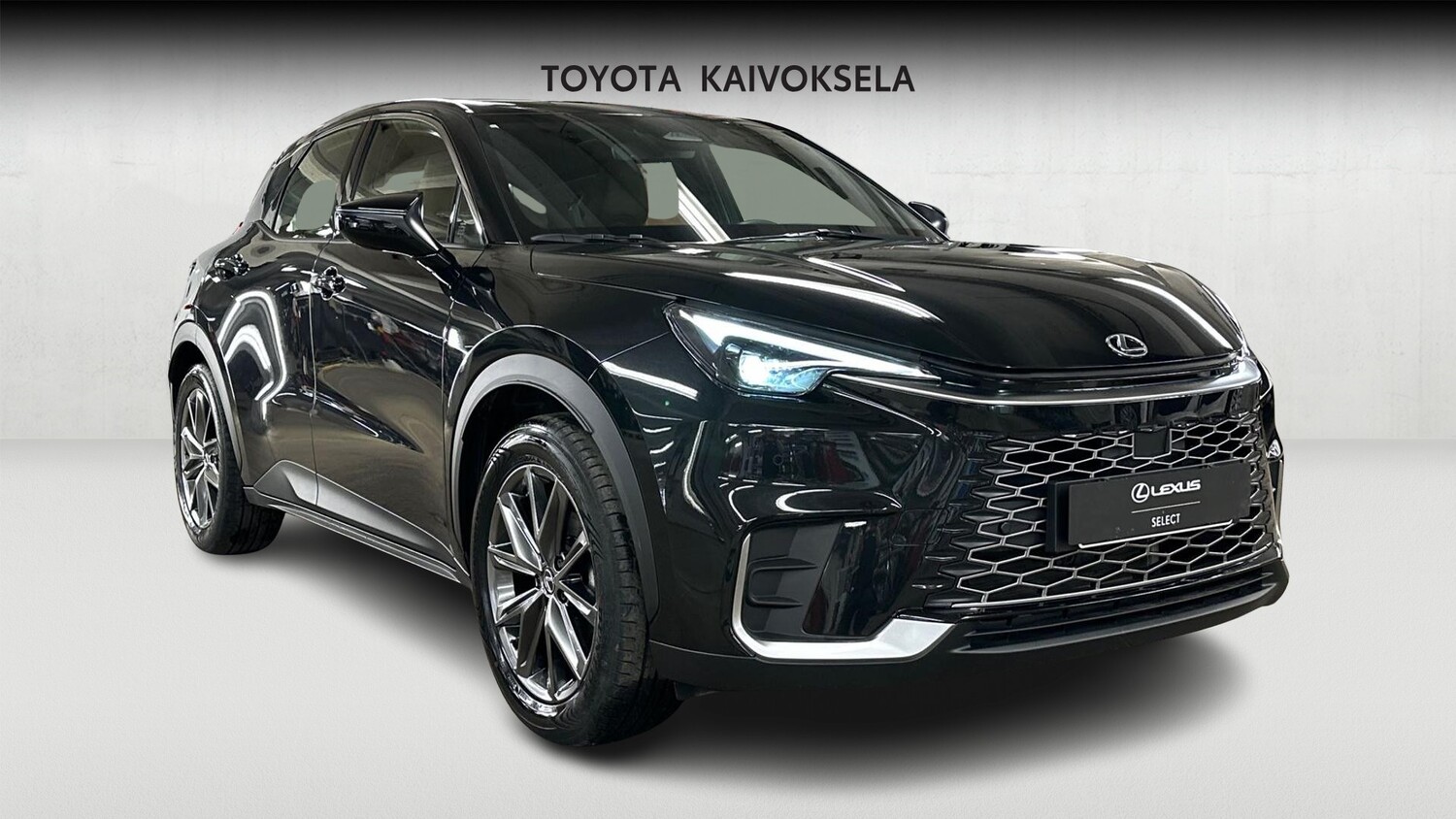 Lexus LBX vaihtoauto