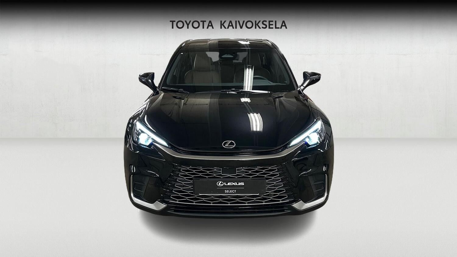 Lexus LBX vaihtoauto