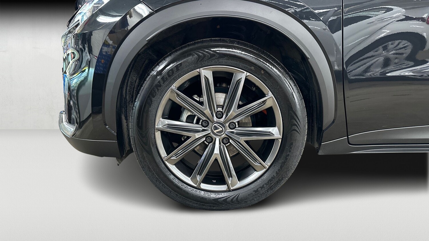Lexus LBX vaihtoauto