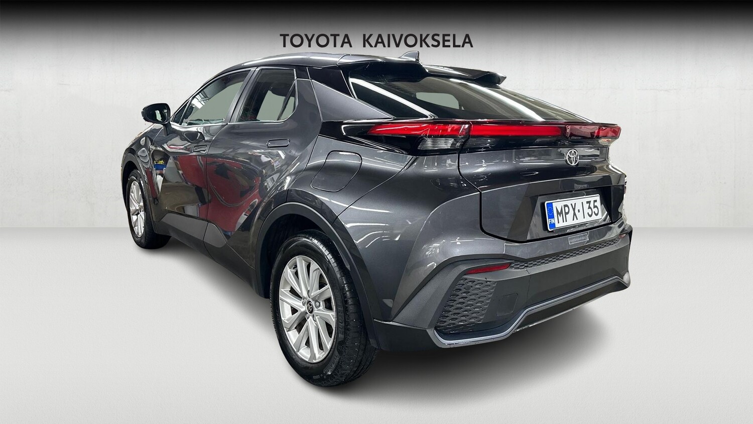 Toyota C-HR vaihtoauto