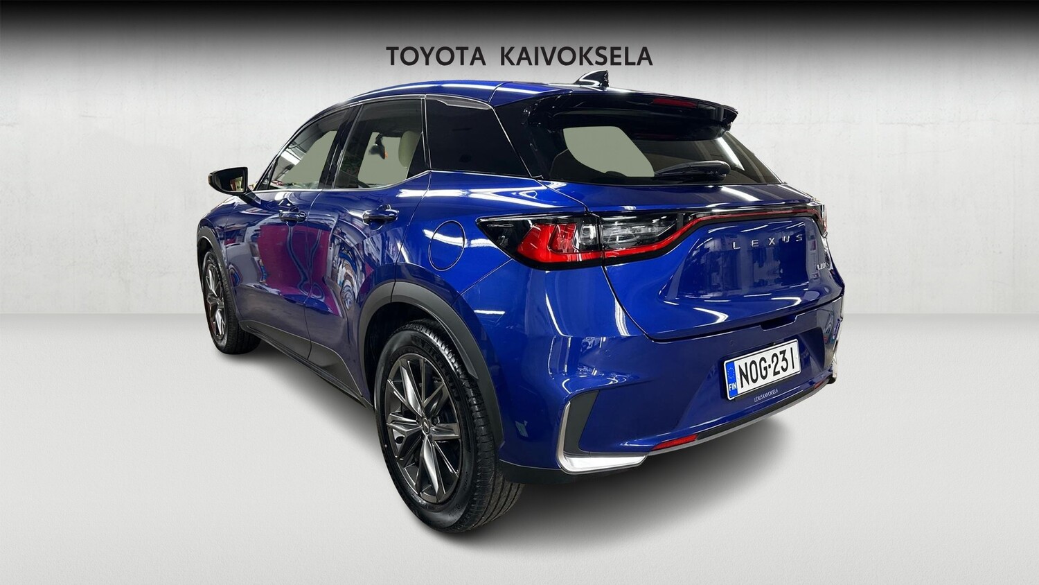 Lexus LBX vaihtoauto