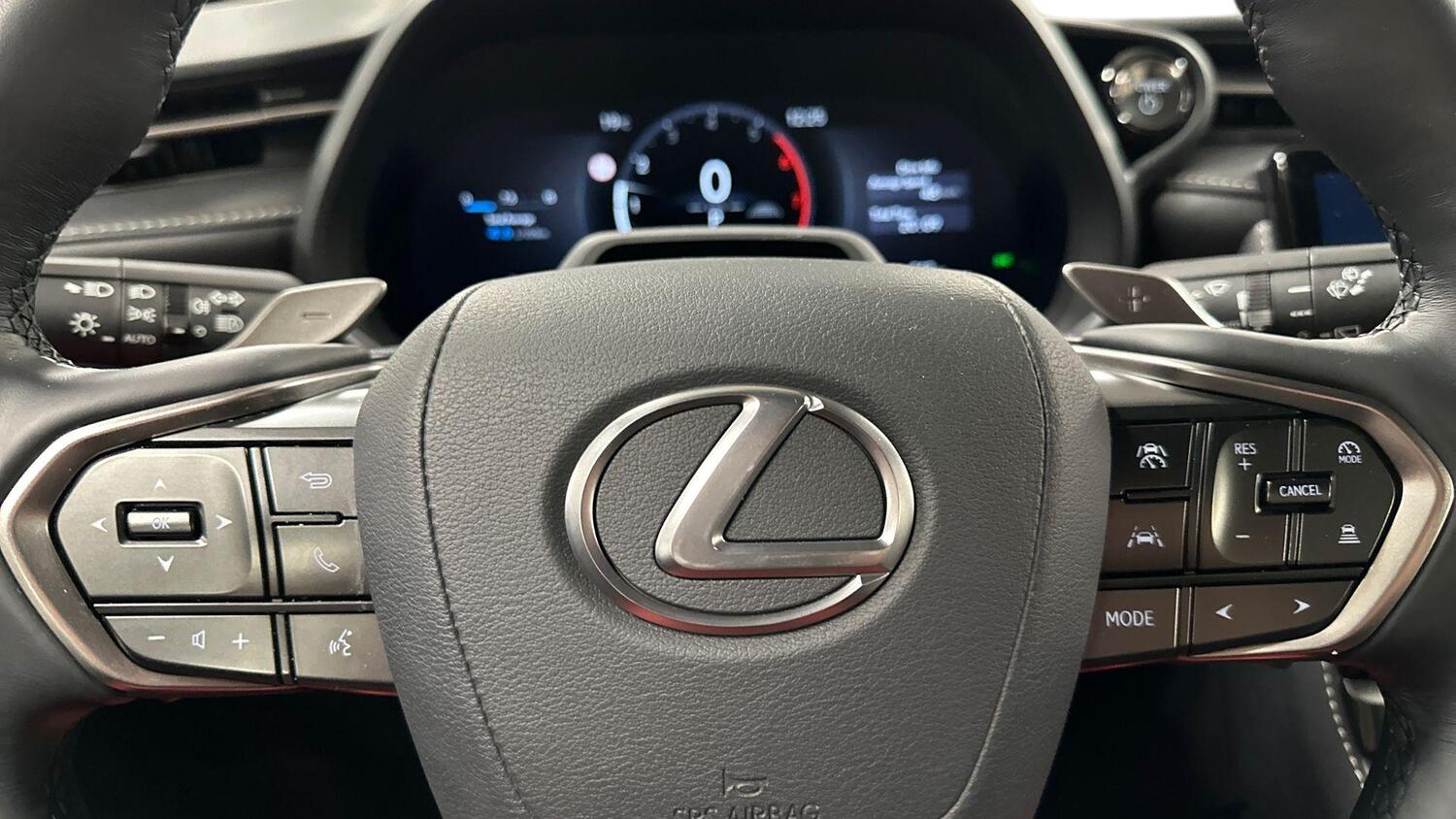 Lexus LBX vaihtoauto
