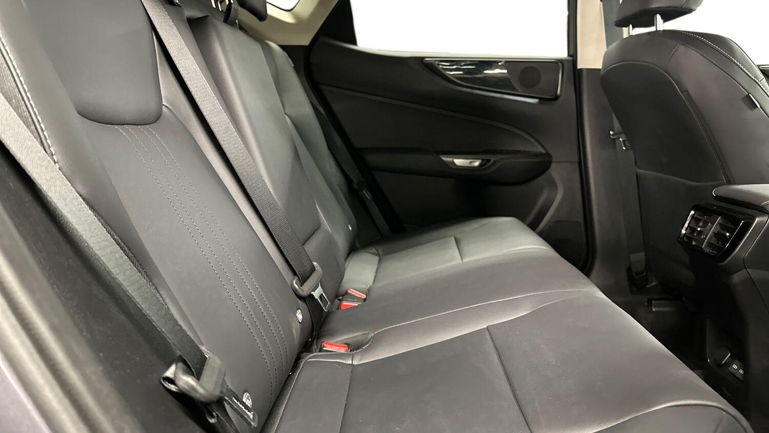 Lexus NX vaihtoauto