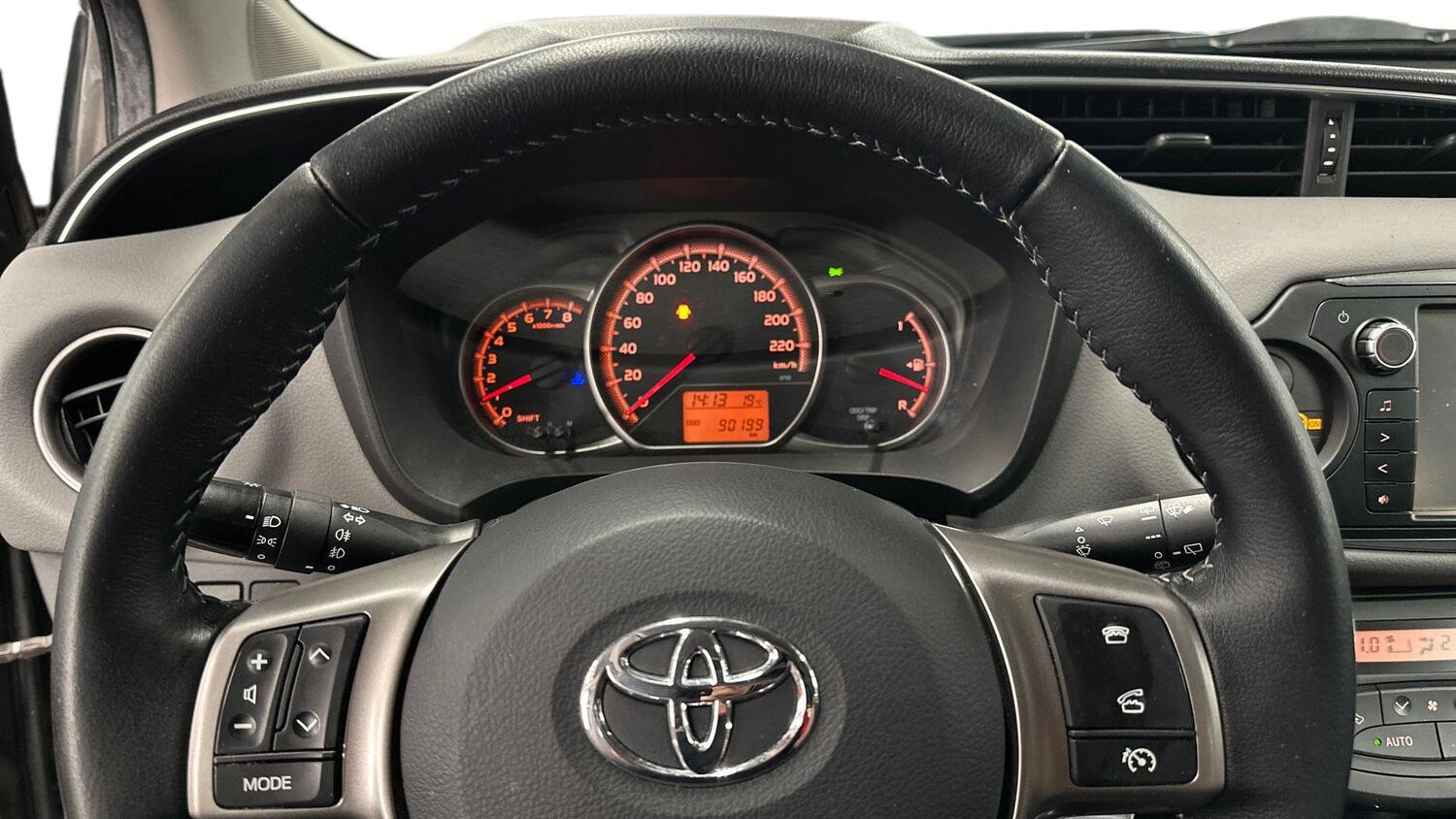 Toyota Yaris vaihtoauto