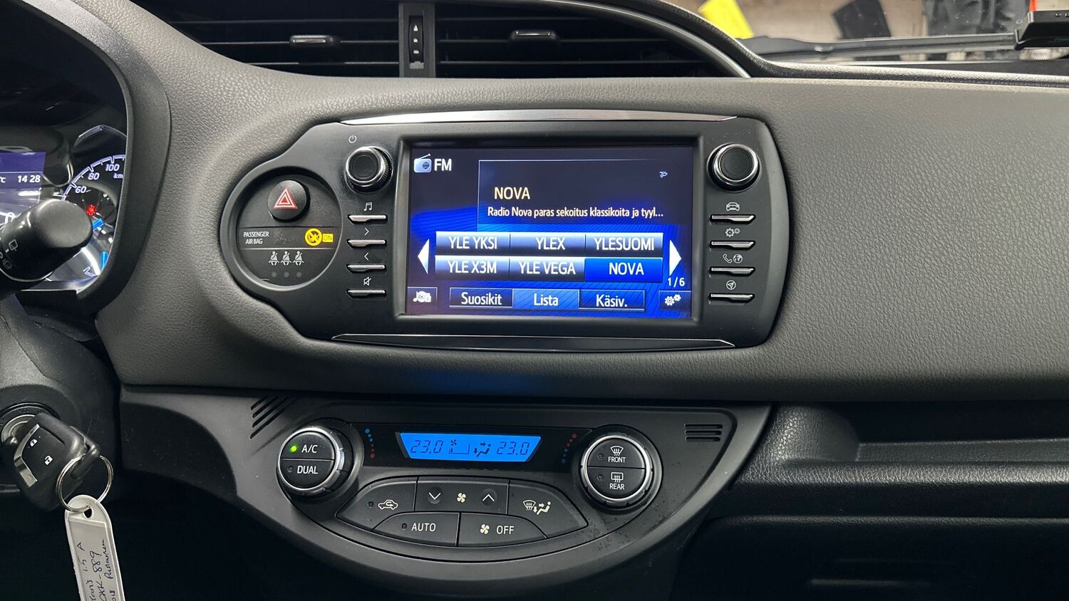 Toyota Yaris vaihtoauto