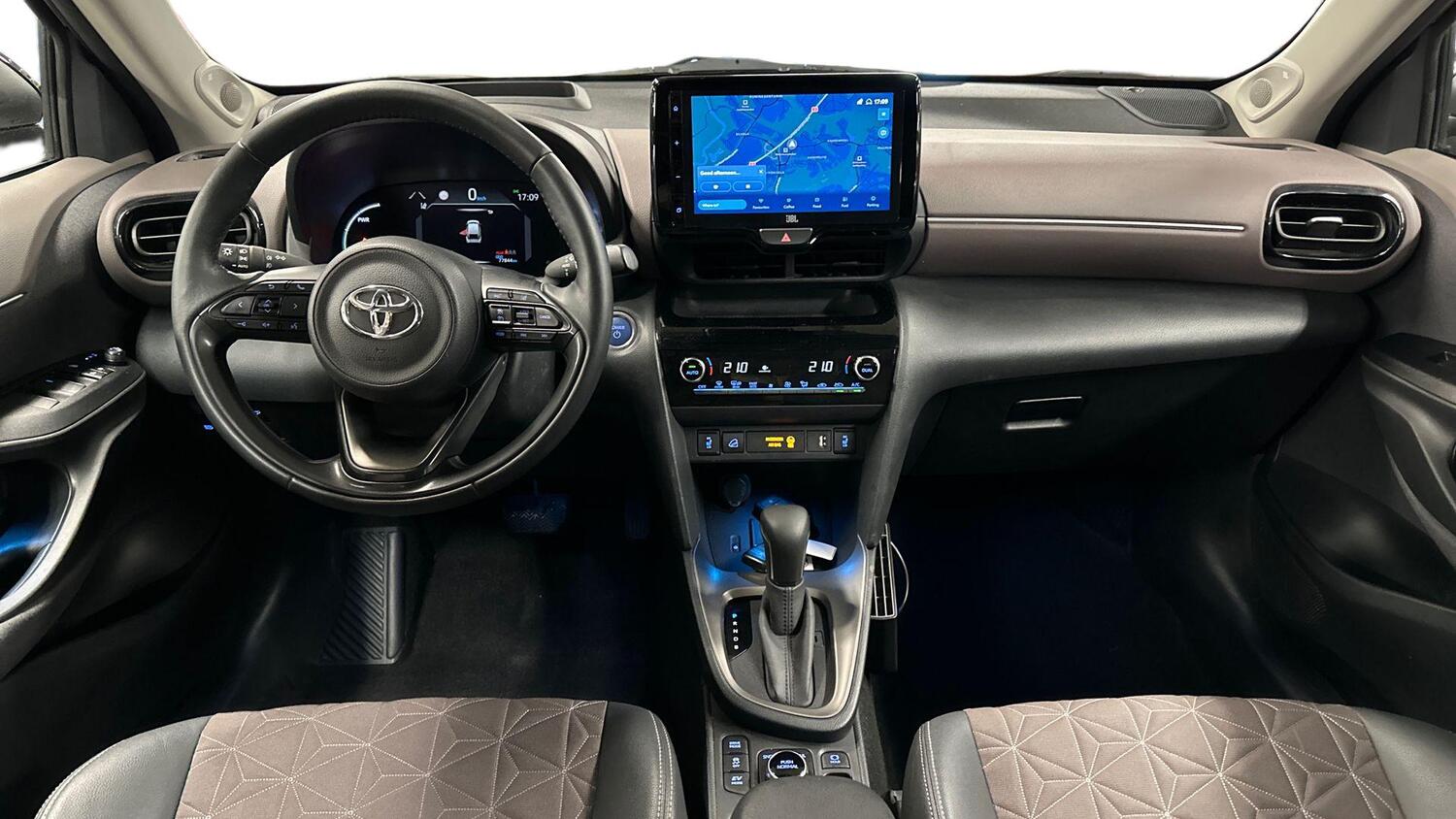 Toyota Yaris Cross vaihtoauto