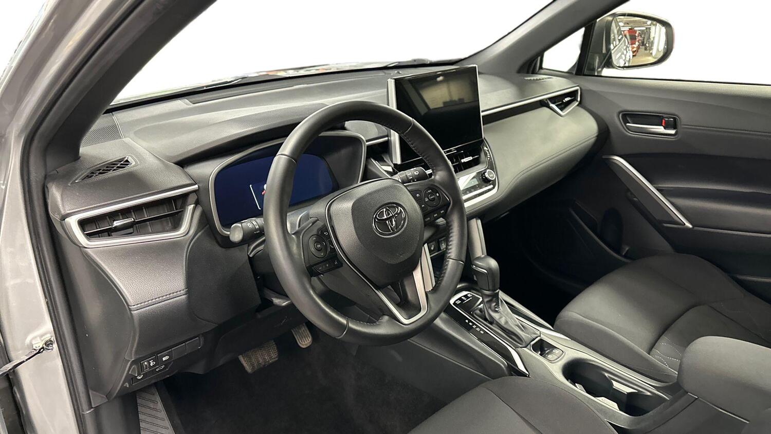 Toyota Corolla Cross vaihtoauto