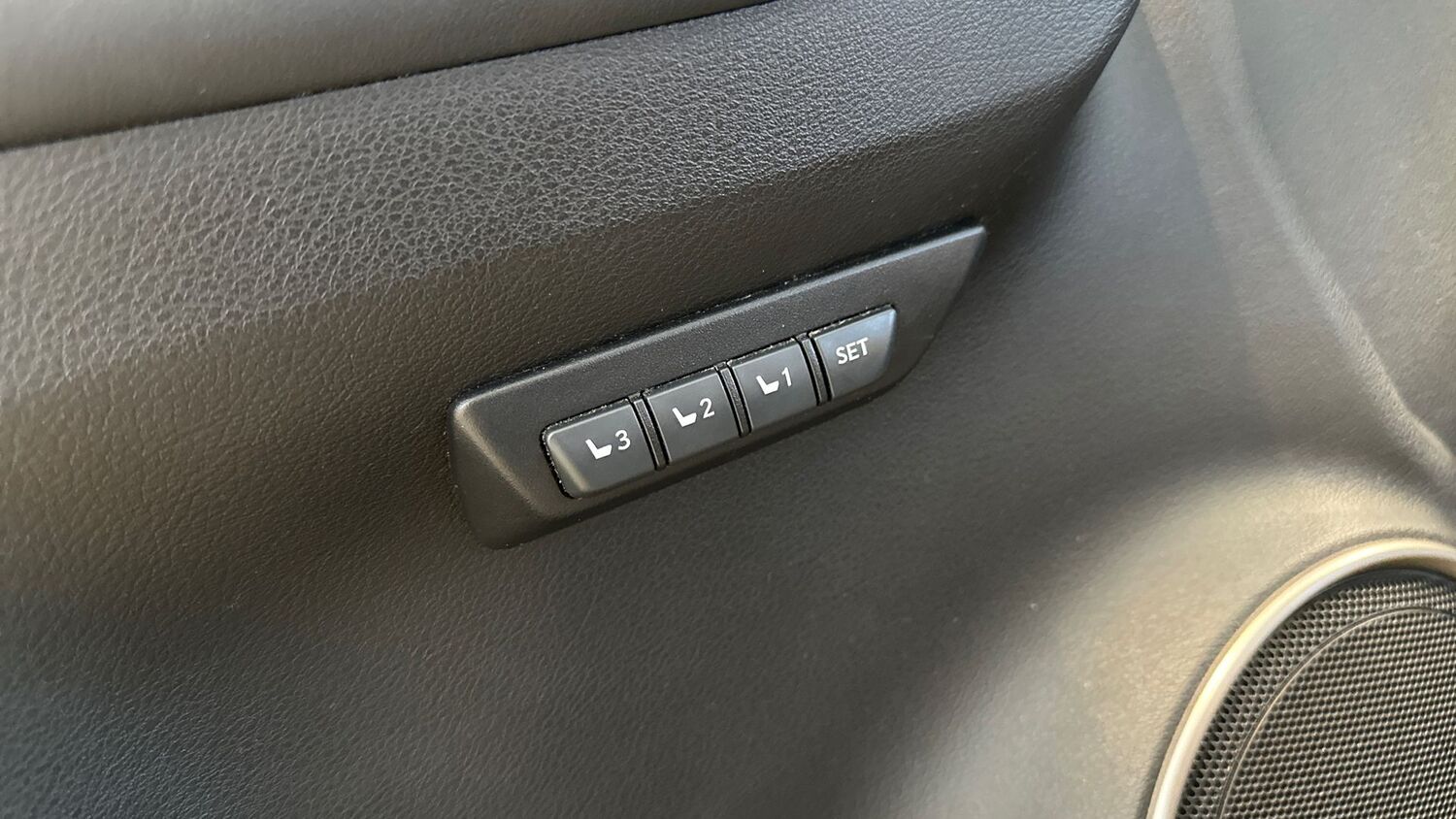 Lexus NX vaihtoauto