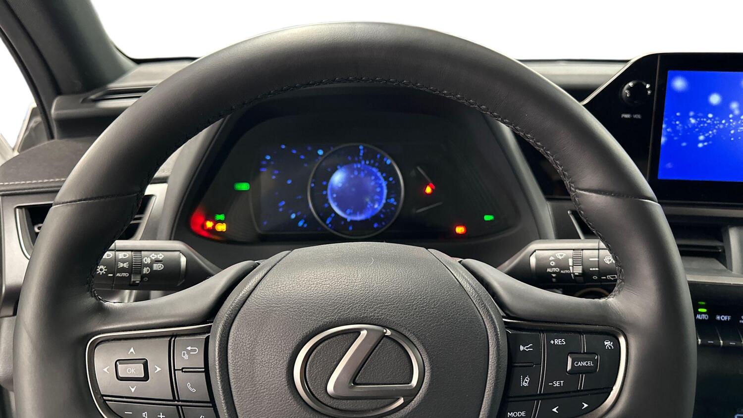 Lexus UX vaihtoauto