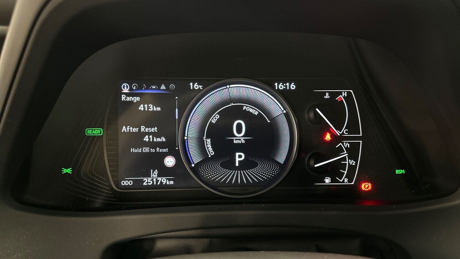 Lexus UX vaihtoauto