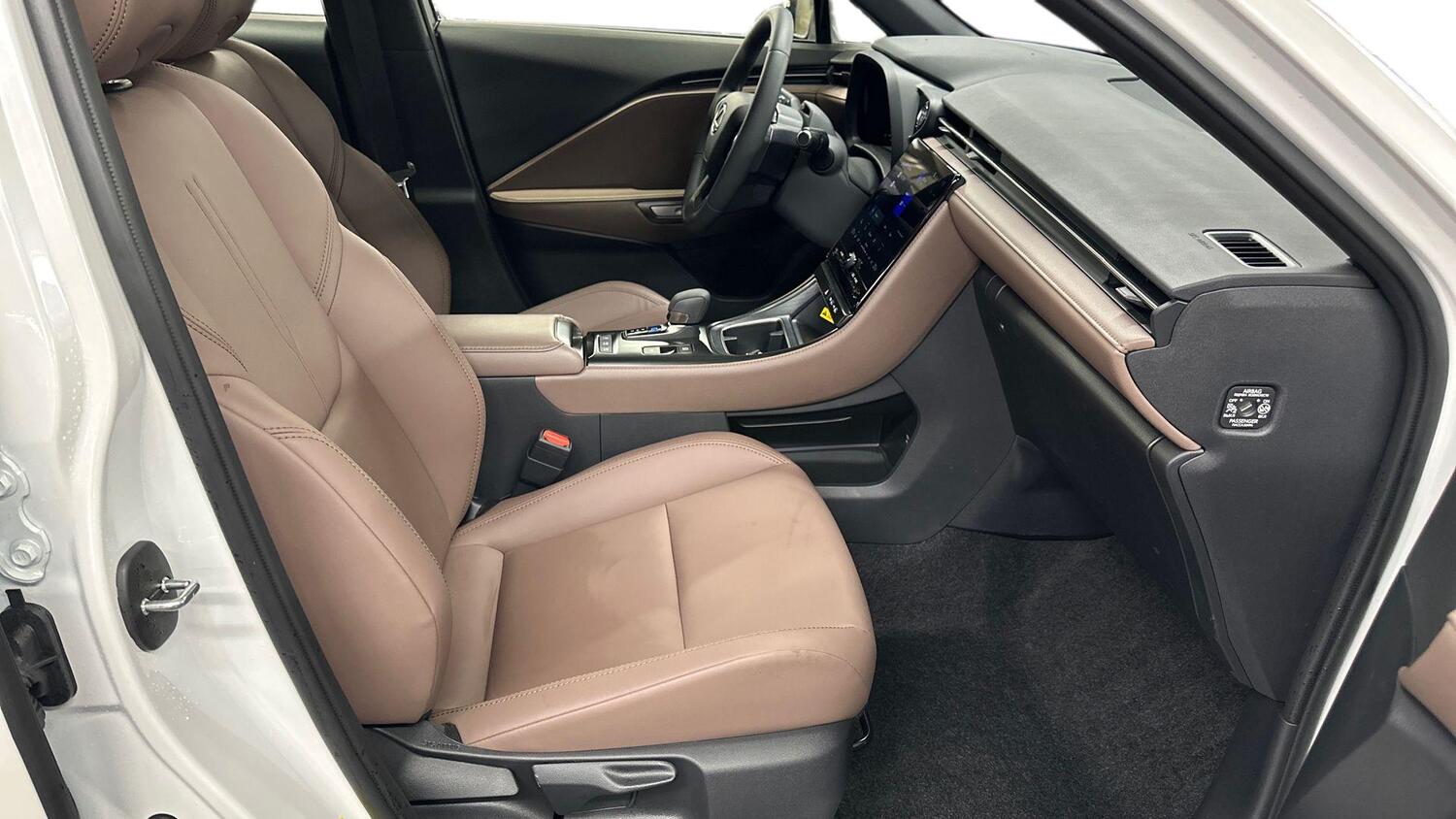 Lexus LBX vaihtoauto