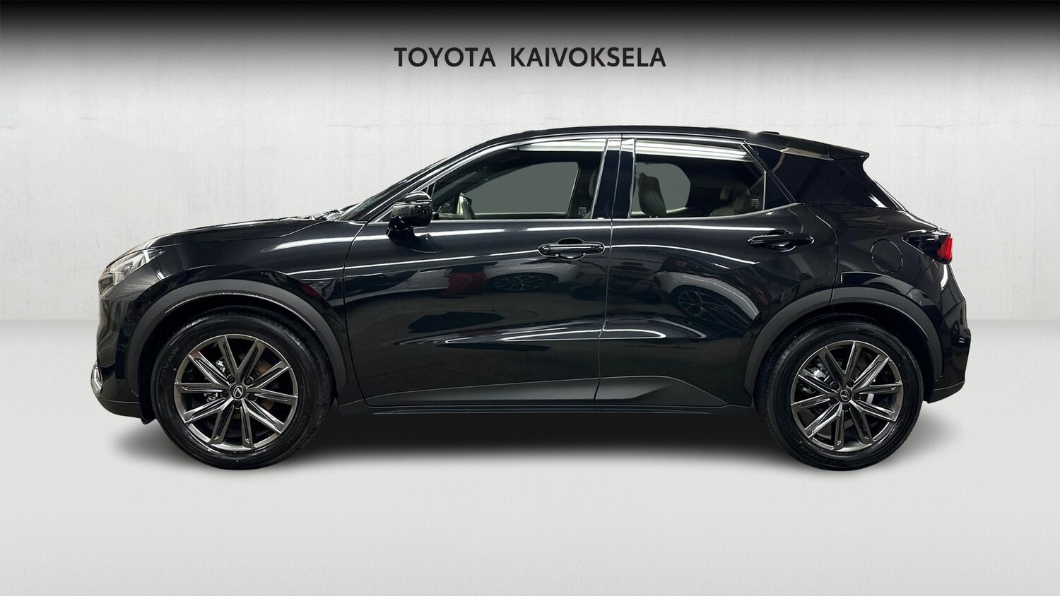Lexus LBX vaihtoauto