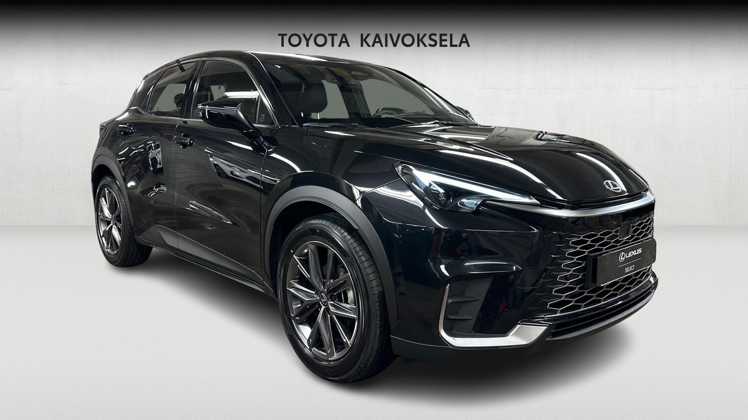 Lexus LBX vaihtoauto