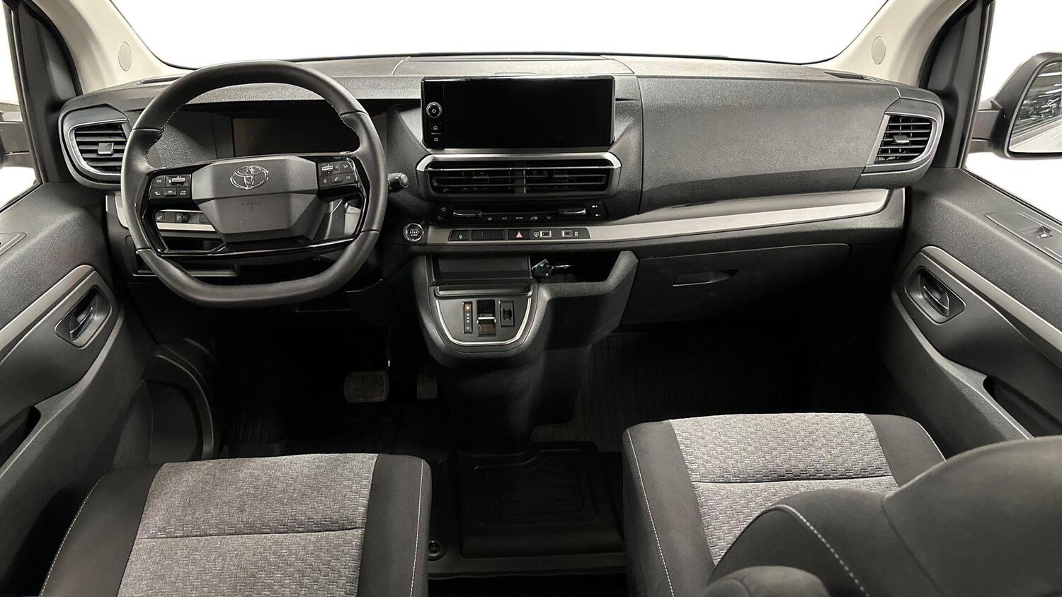 Toyota Proace Verso vaihtoauto