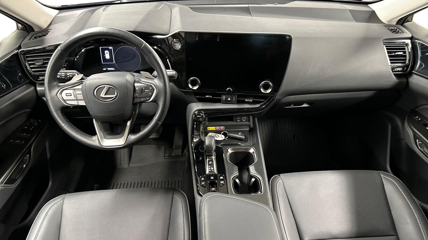 Lexus NX vaihtoauto
