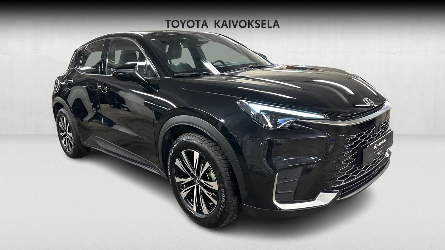 Lexus LBX vaihtoauto