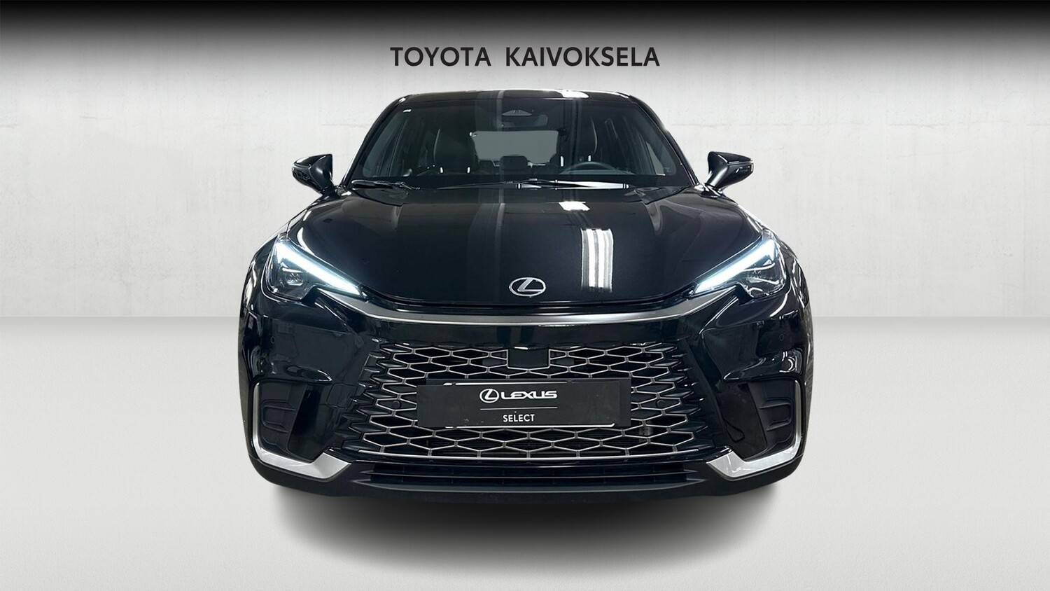 Lexus LBX vaihtoauto