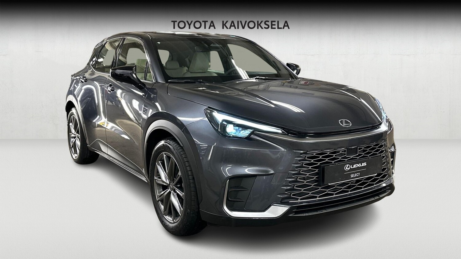 Lexus LBX vaihtoauto