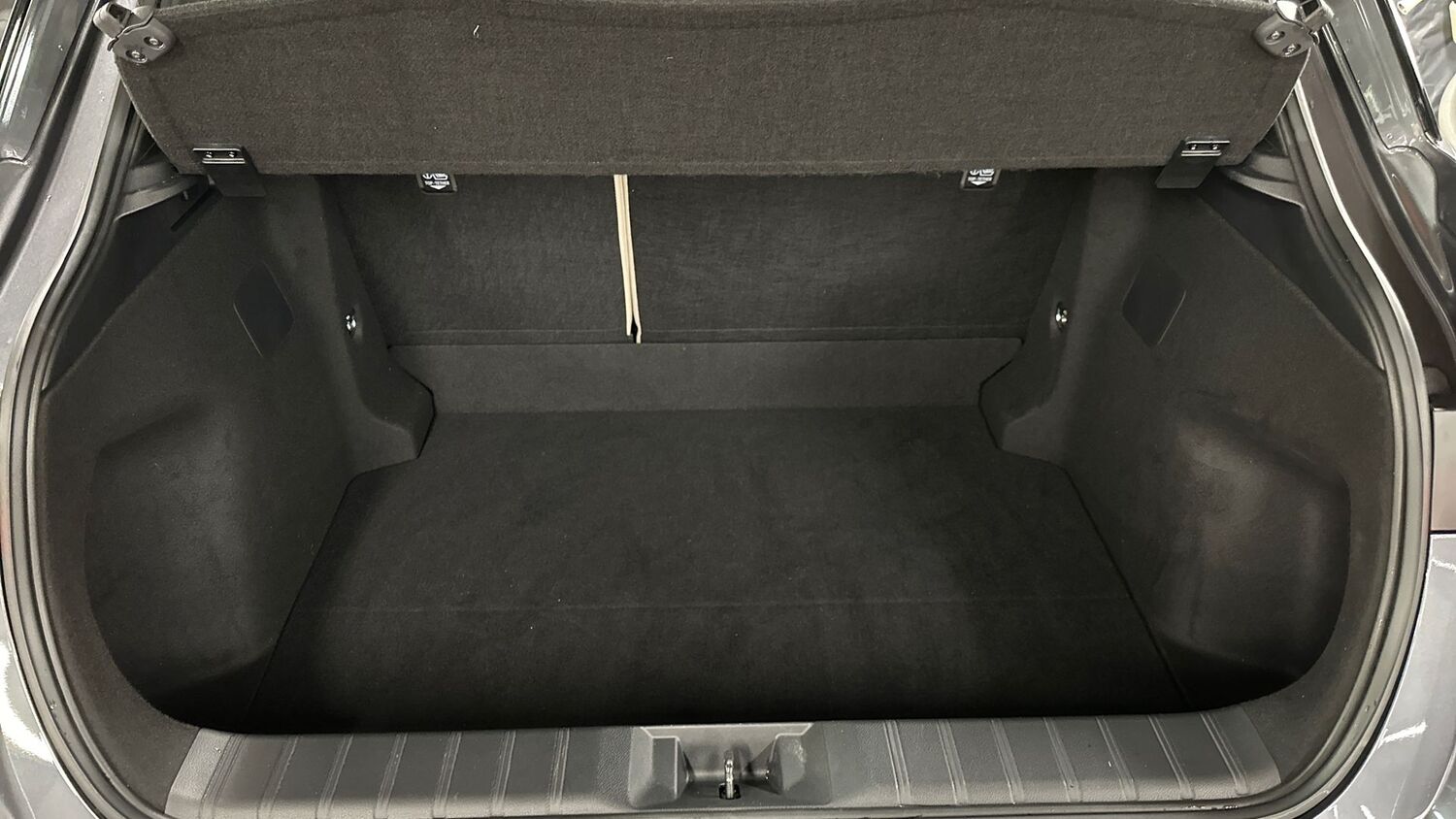 Lexus LBX vaihtoauto
