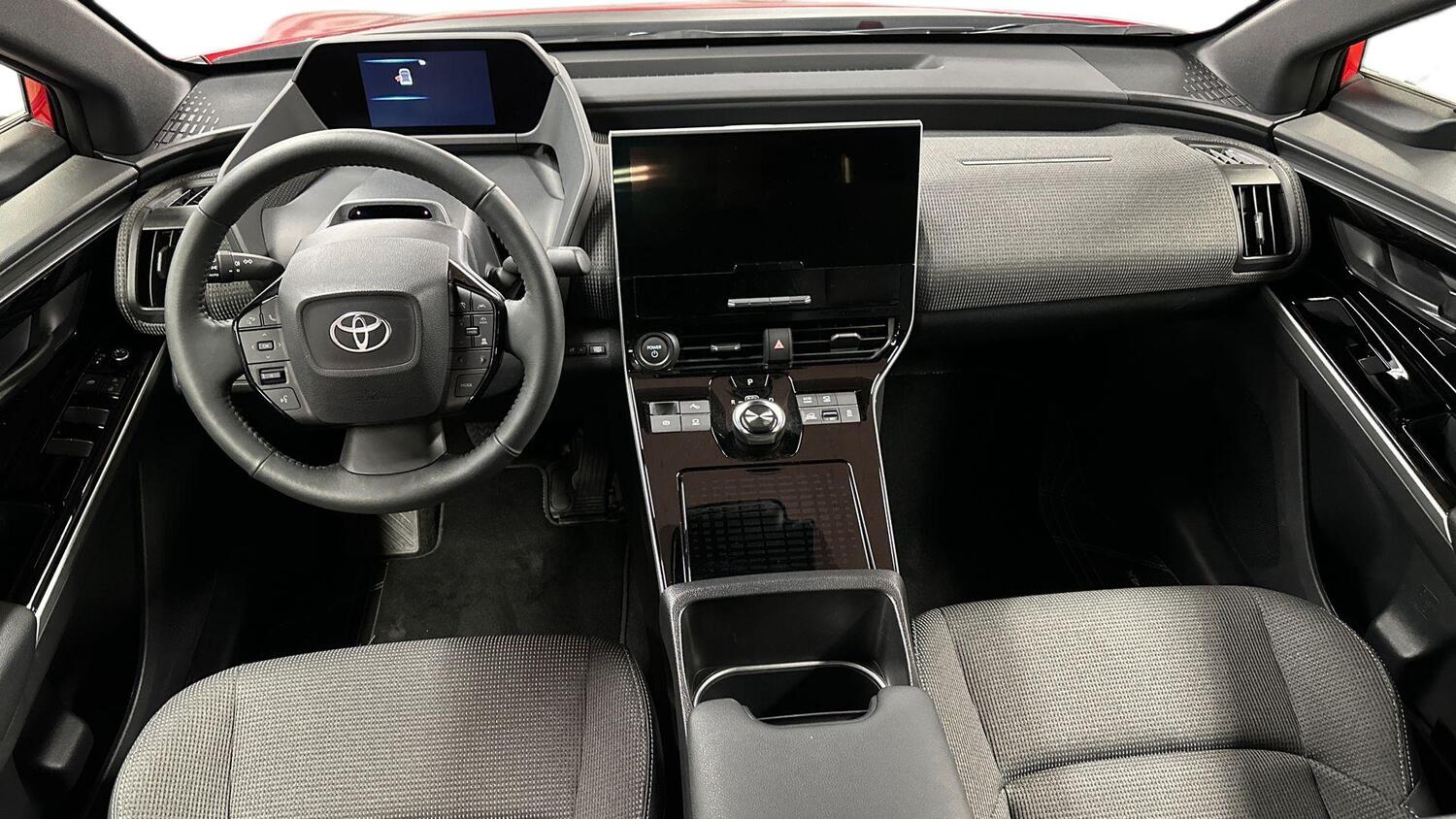 Toyota bZ4X vaihtoauto
