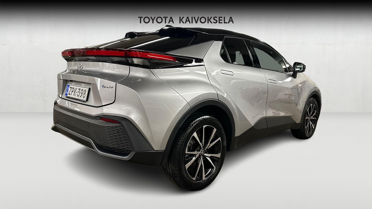 Toyota C-HR vaihtoauto