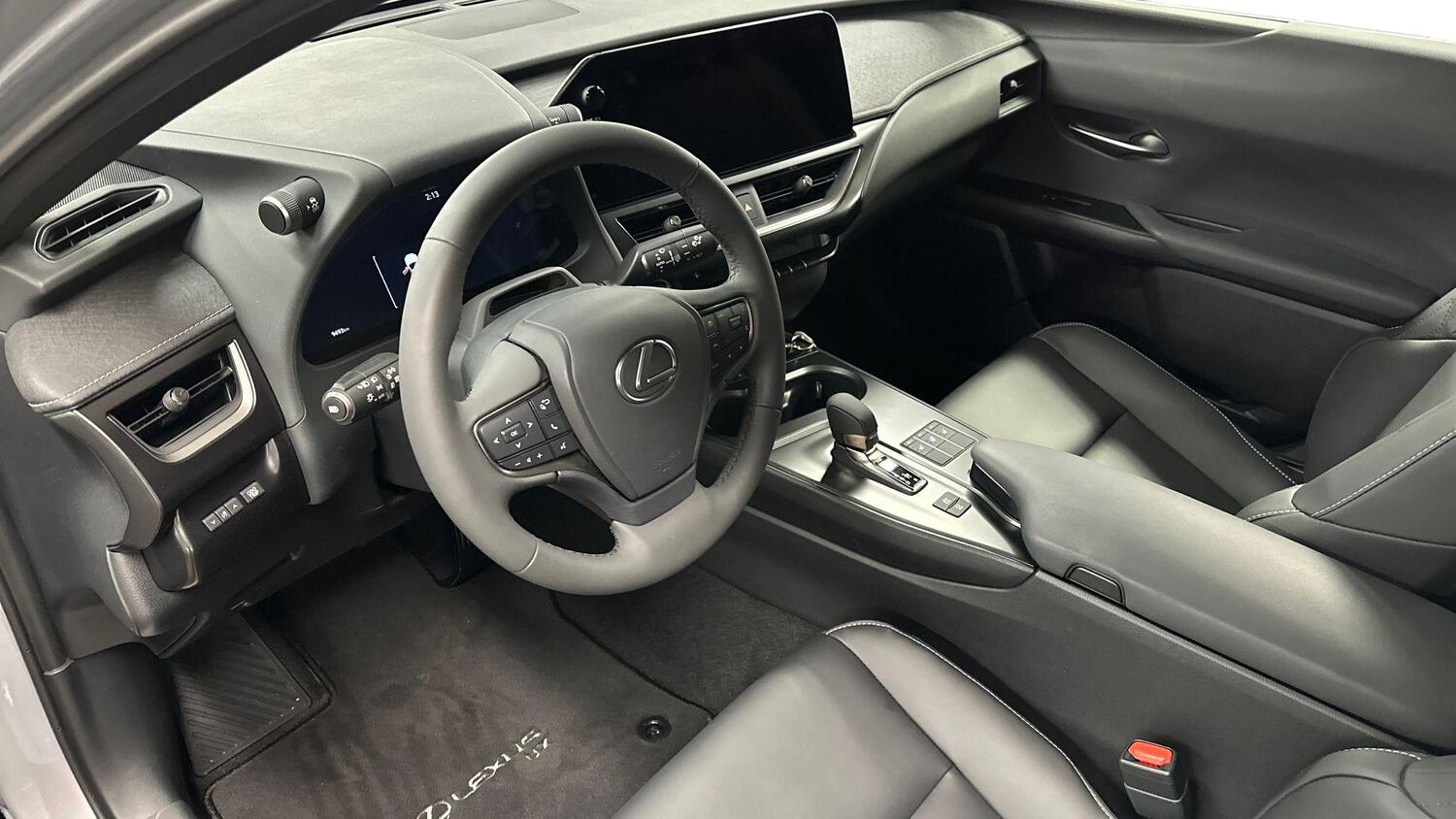 Lexus UX vaihtoauto