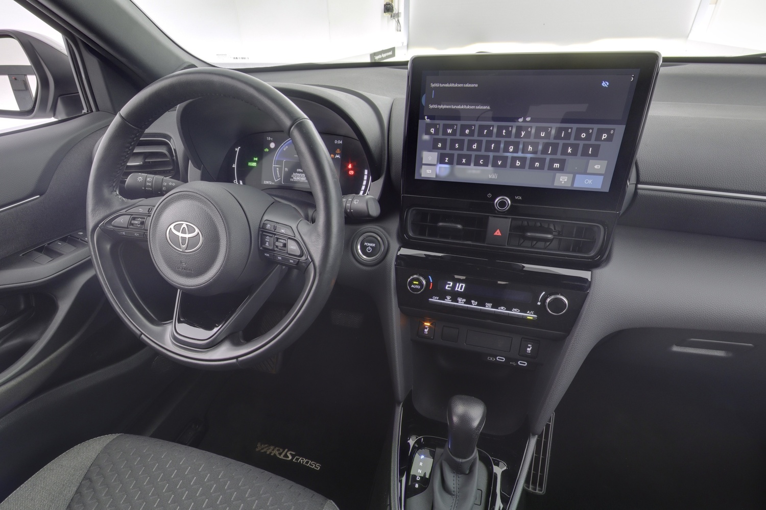 Toyota Yaris Cross vaihtoauto