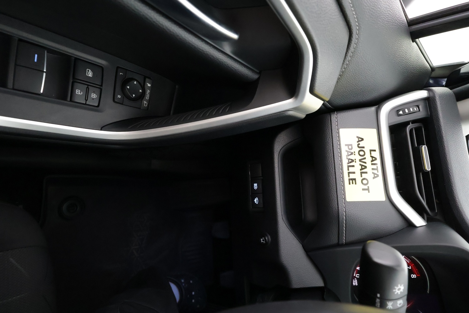 Toyota RAV4 vaihtoauto