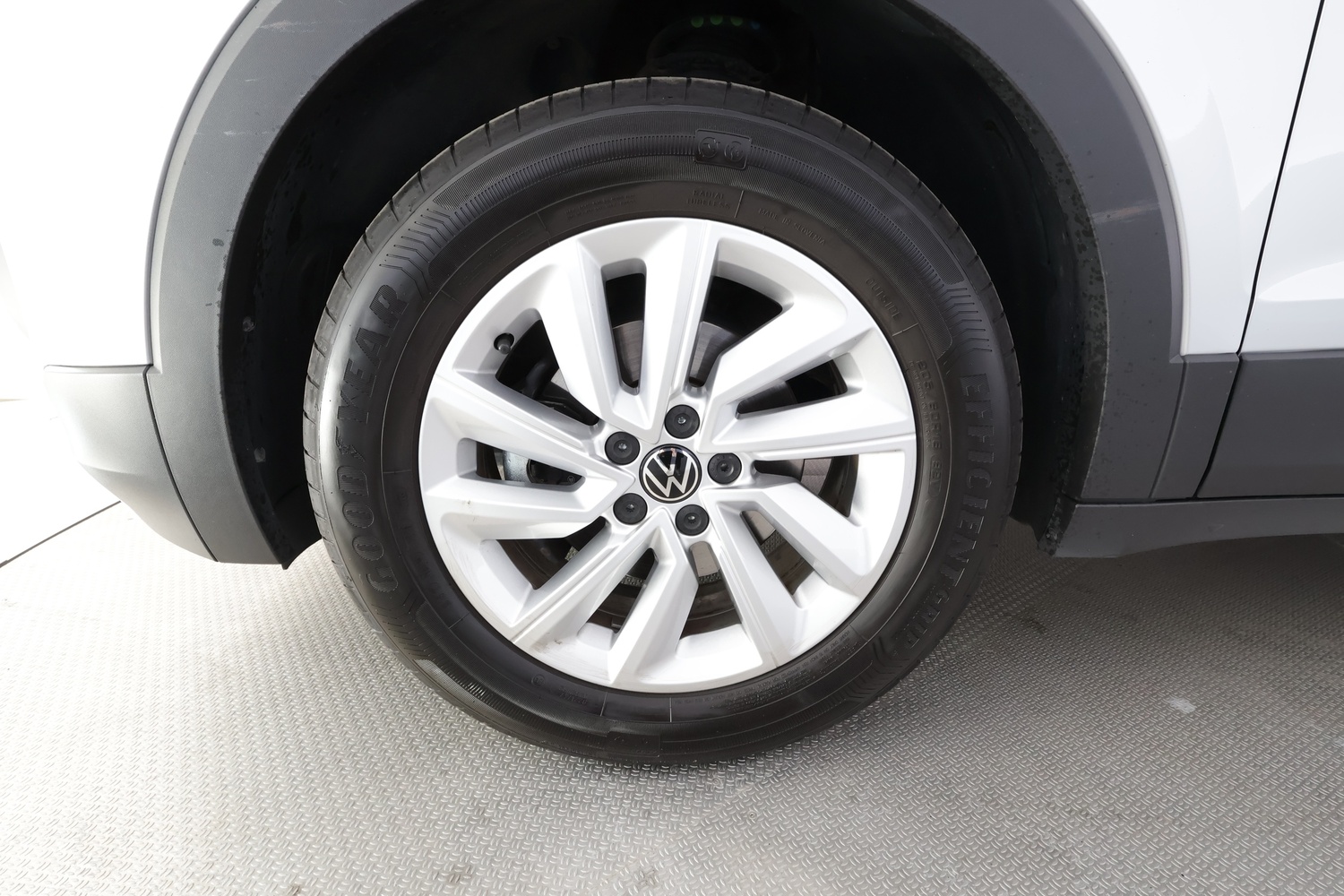 Volkswagen T-Cross vaihtoauto