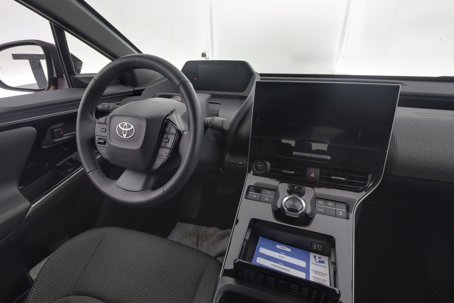 Toyota bZ4X vaihtoauto