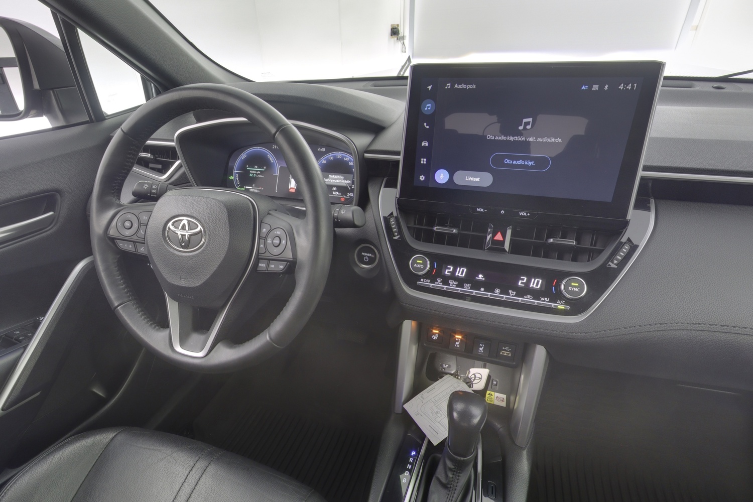 Toyota Corolla Cross vaihtoauto