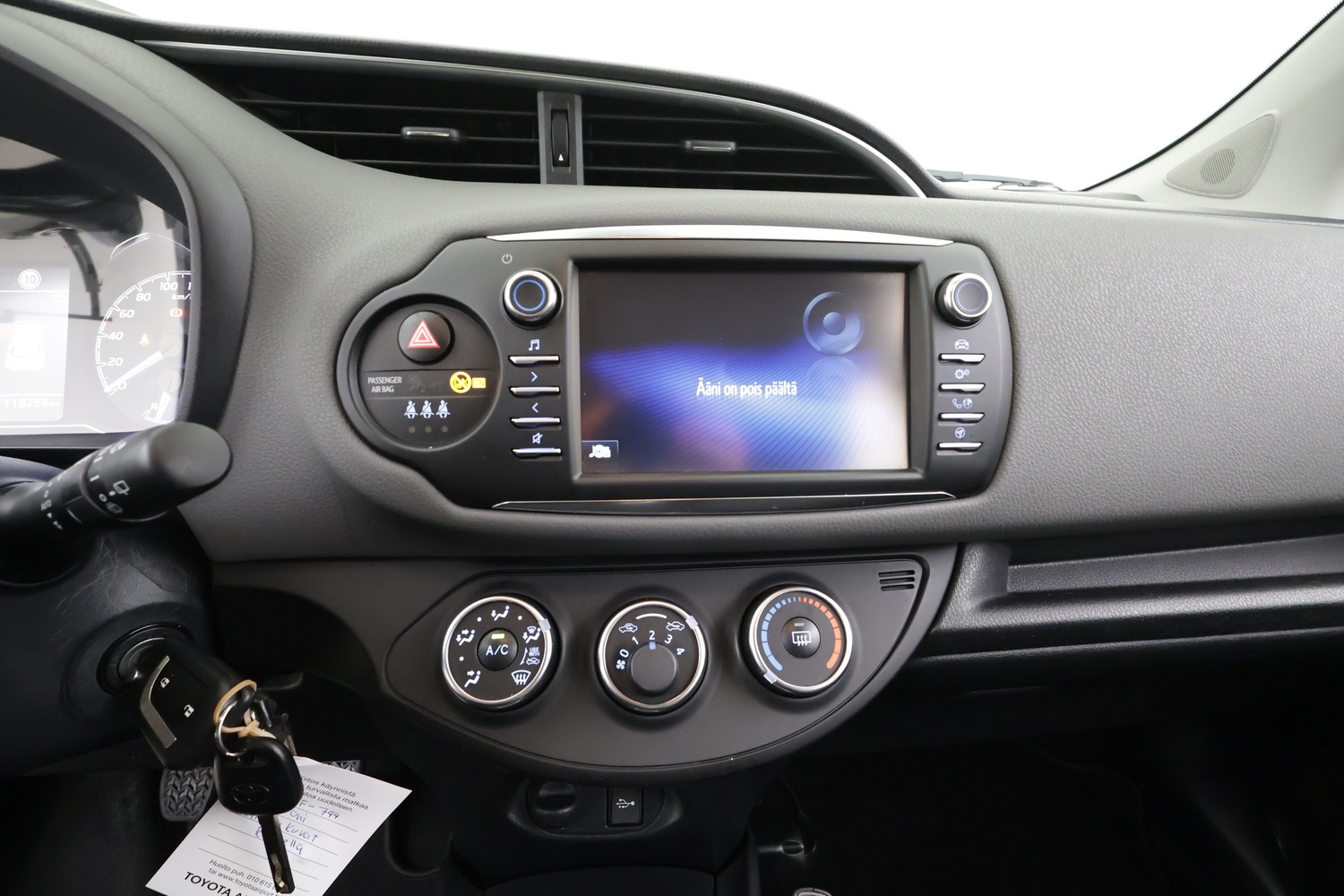 Toyota Yaris vaihtoauto