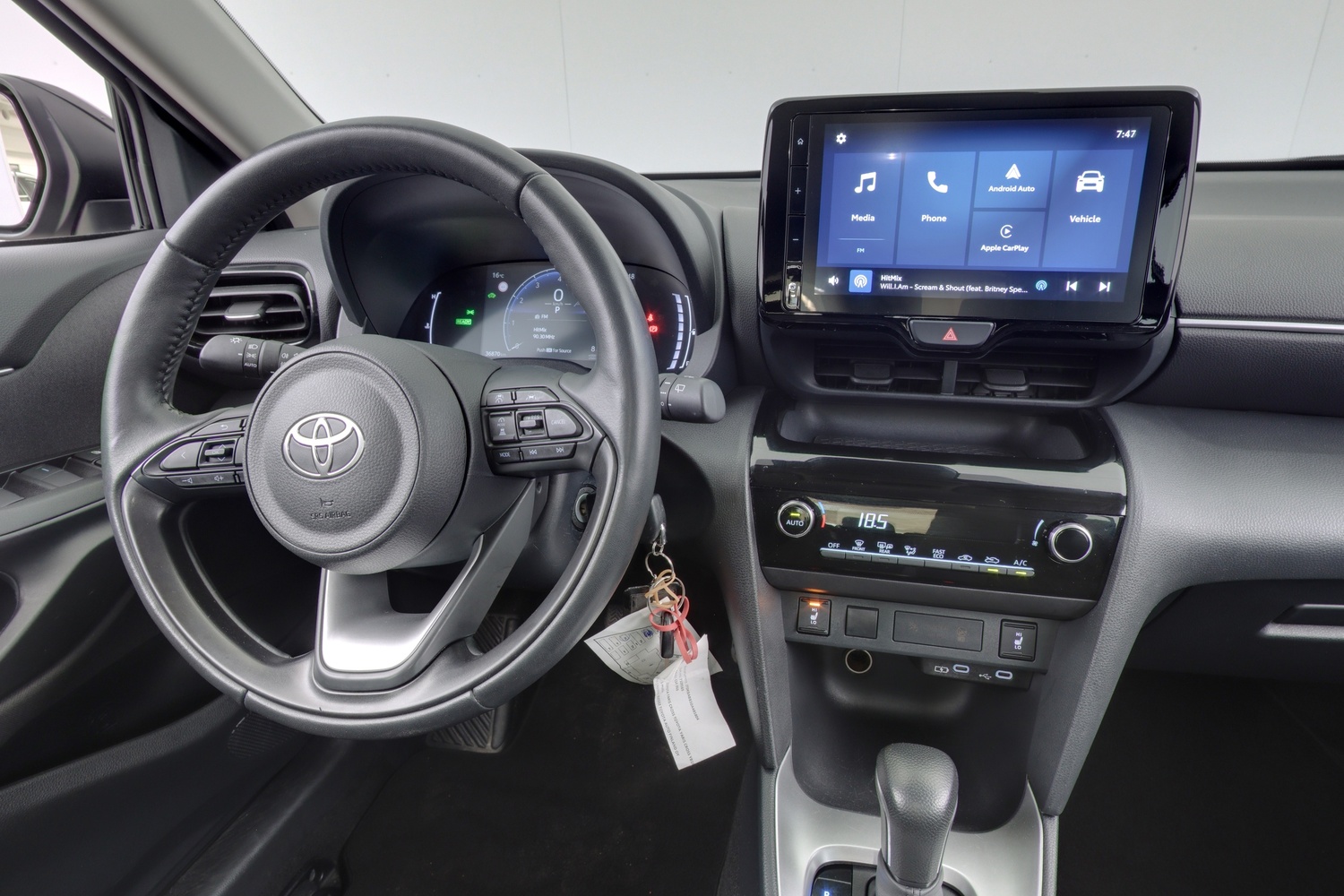 Toyota Yaris Cross vaihtoauto