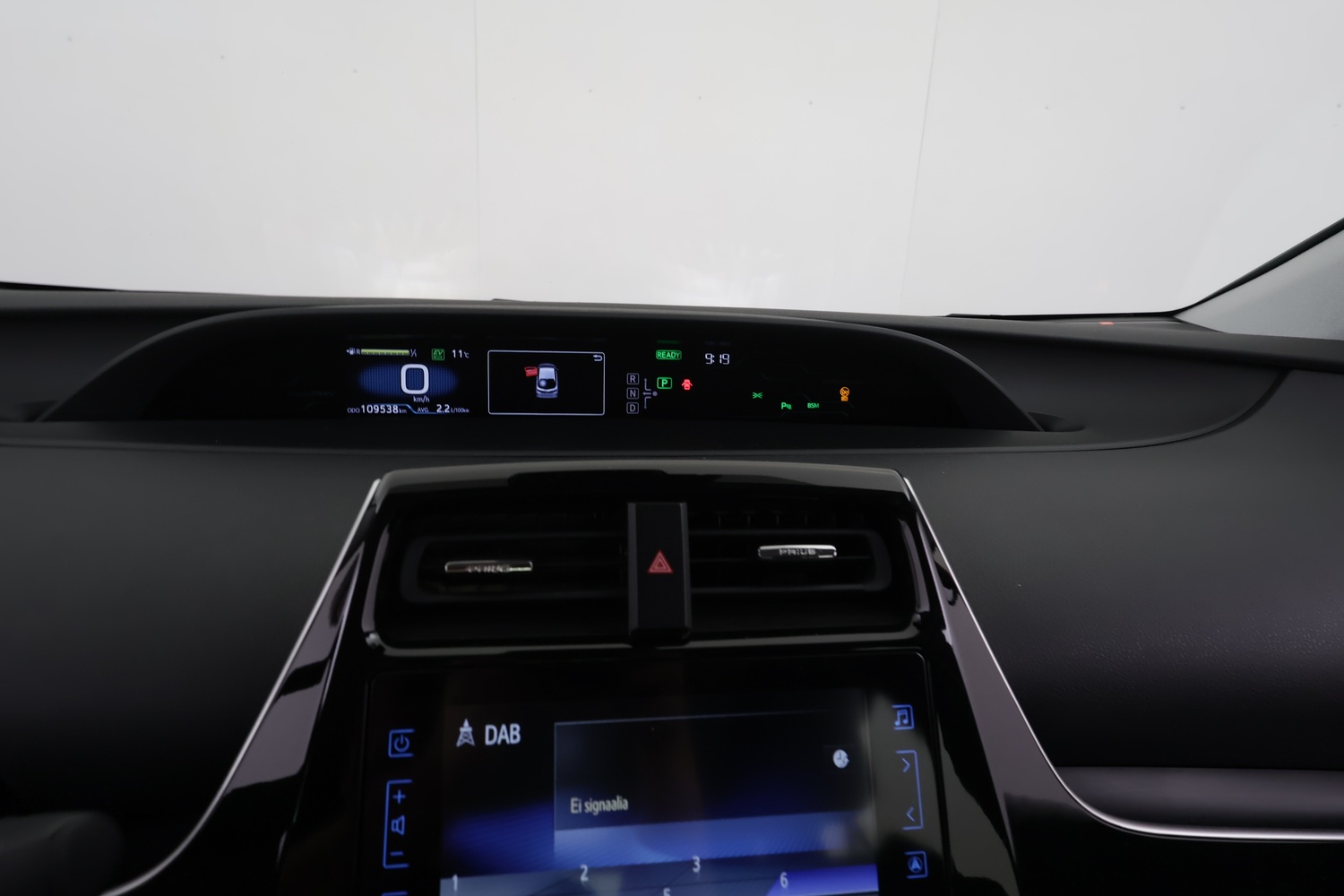 Toyota Prius Plug-in vaihtoauto