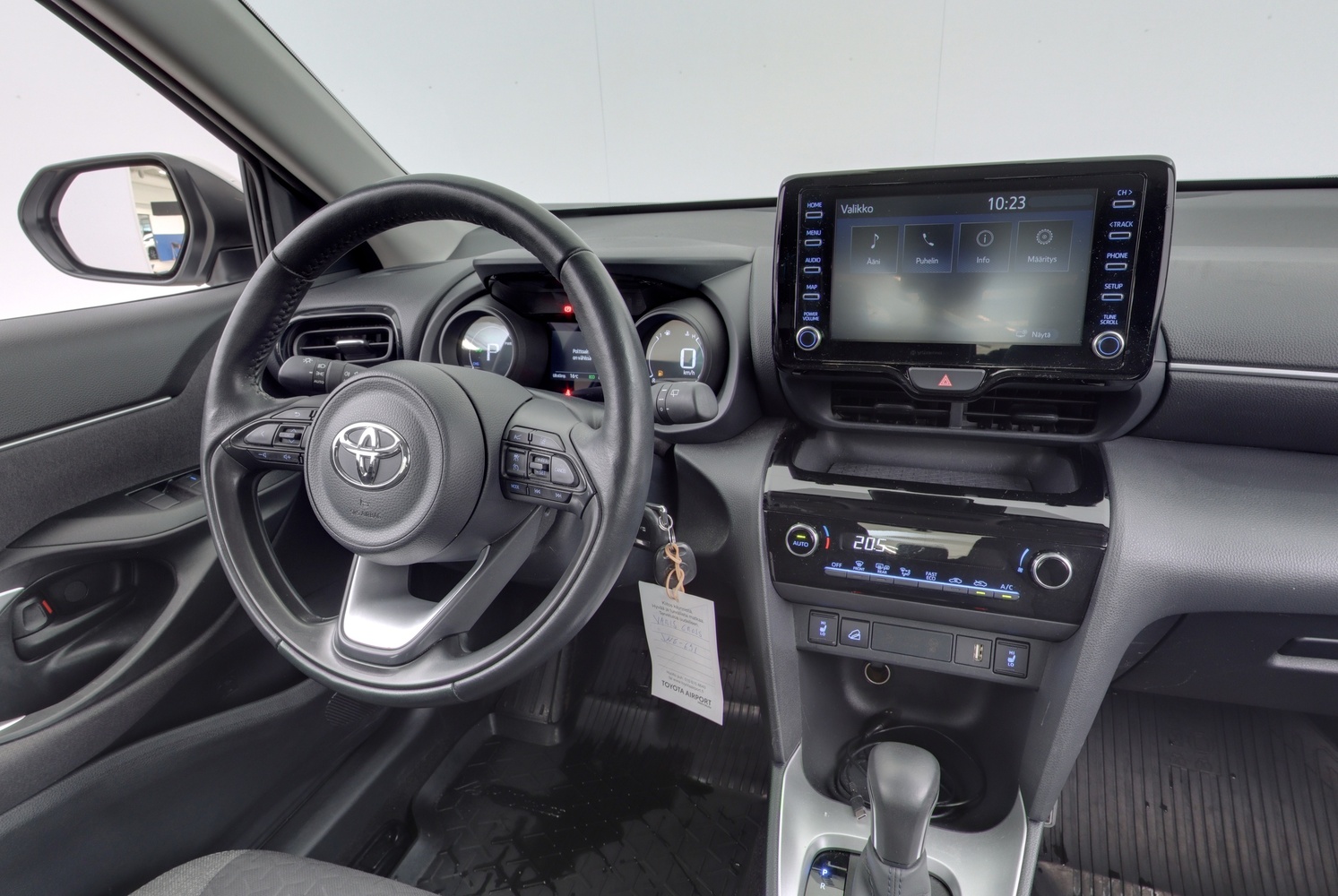 Toyota Yaris Cross vaihtoauto