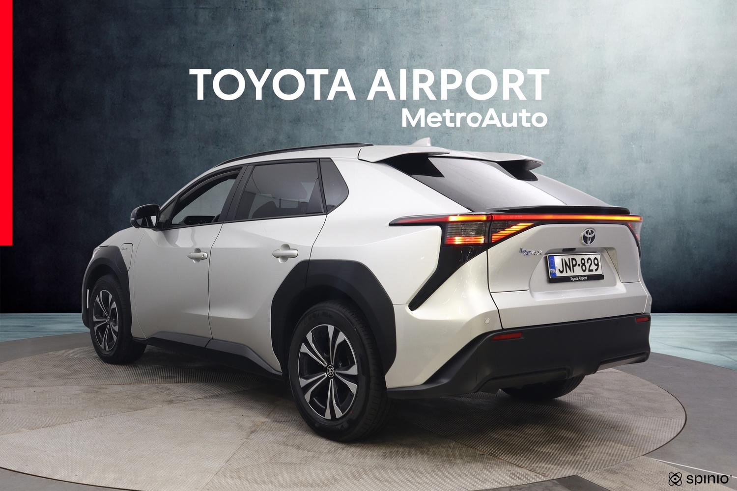 Toyota bZ4X vaihtoauto