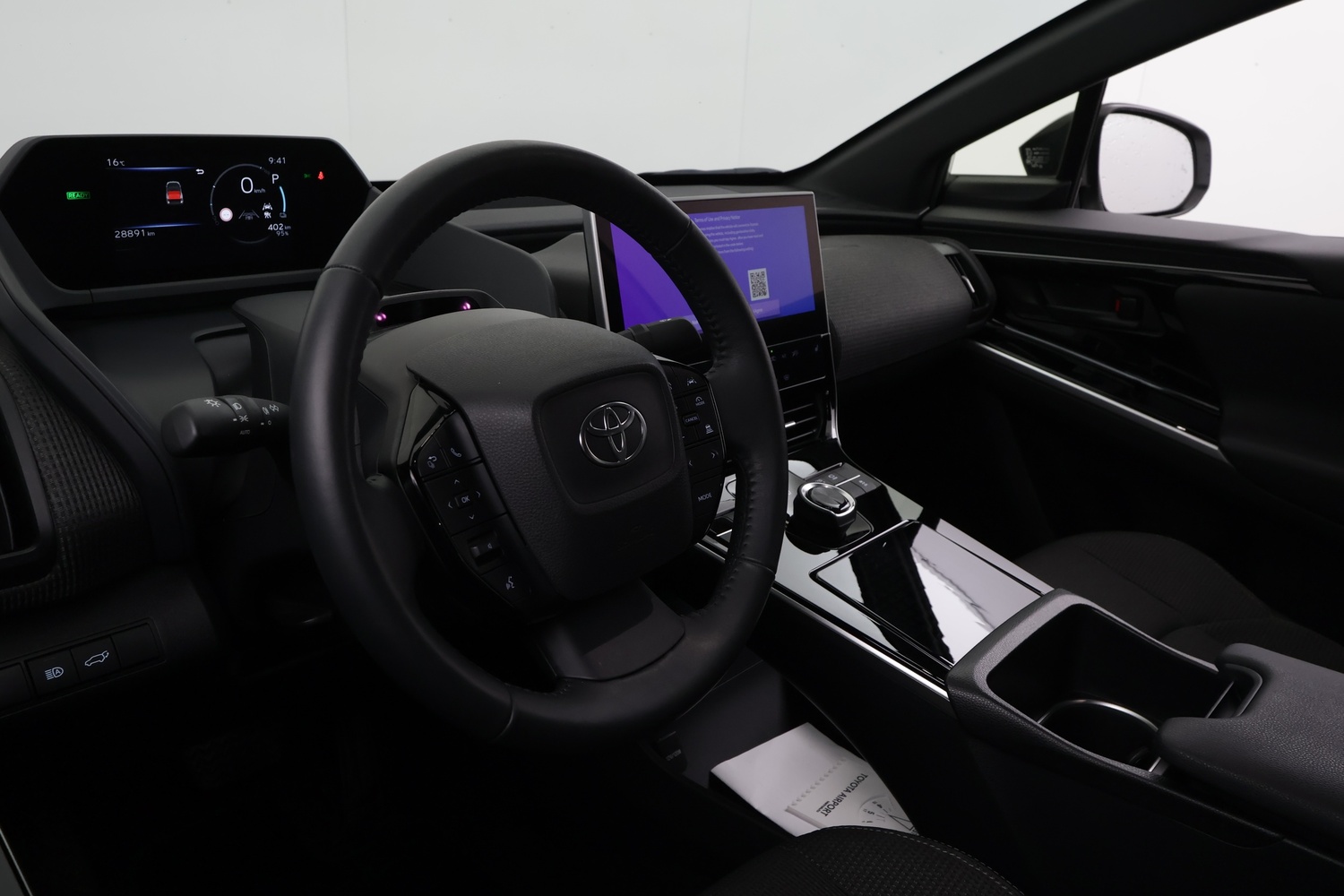 Toyota bZ4X vaihtoauto