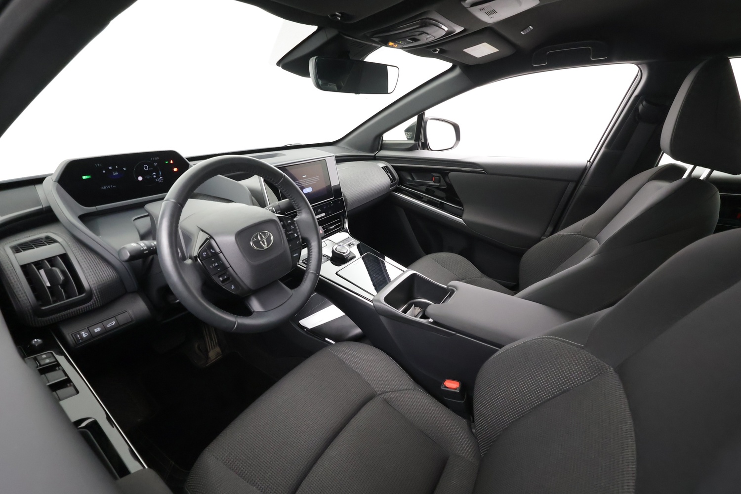 Toyota bZ4X vaihtoauto