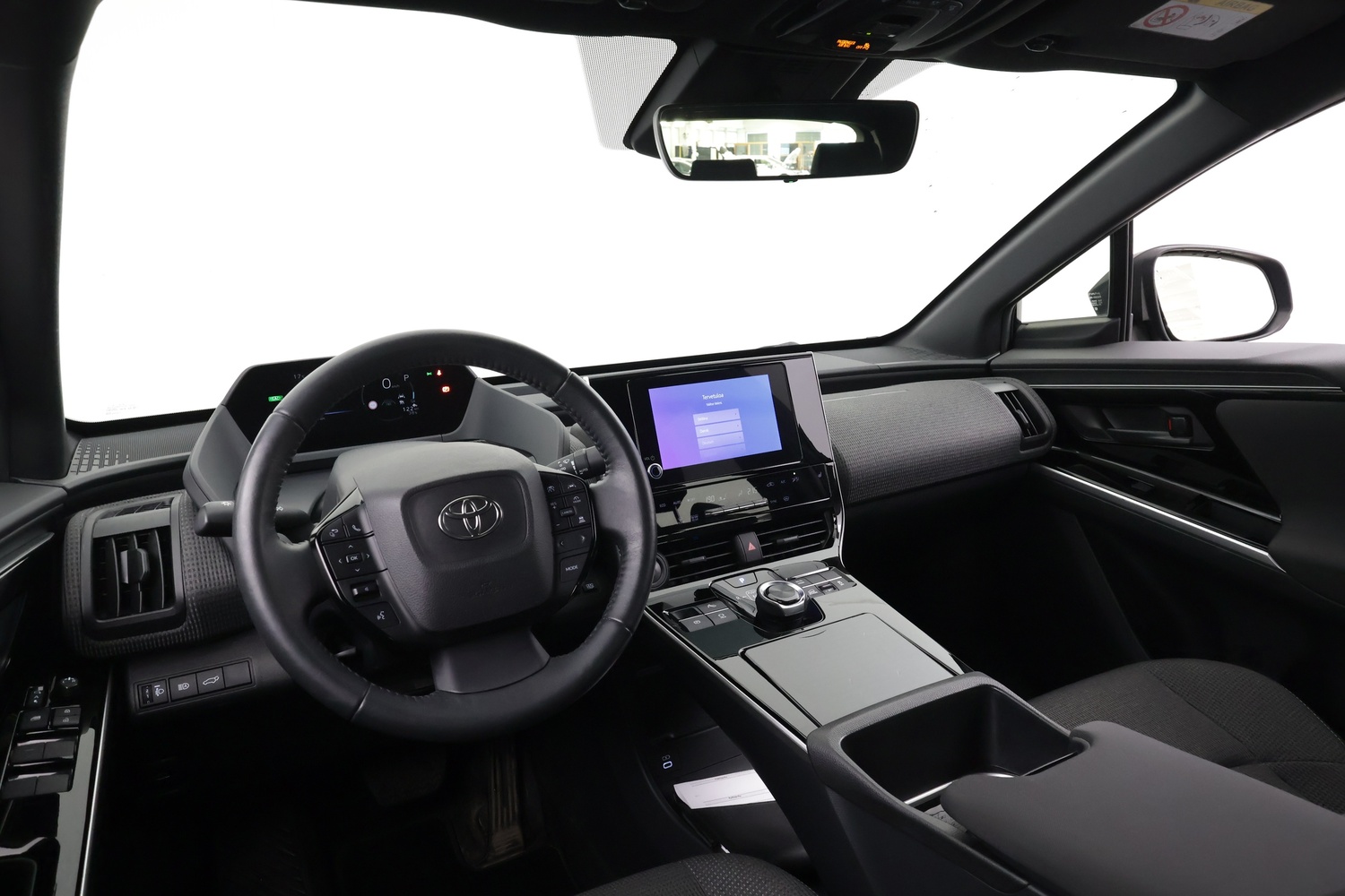 Toyota bZ4X vaihtoauto