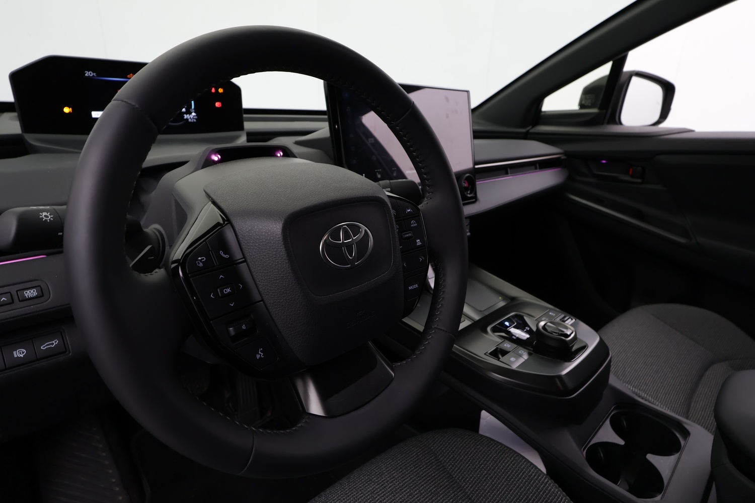 Toyota bZ4X vaihtoauto
