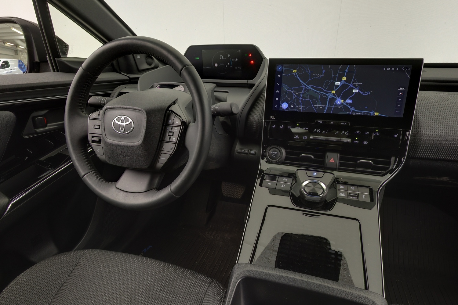 Toyota bZ4X vaihtoauto