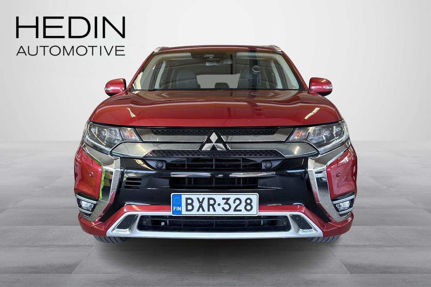 Mitsubishi Outlander PHEV vaihtoauto