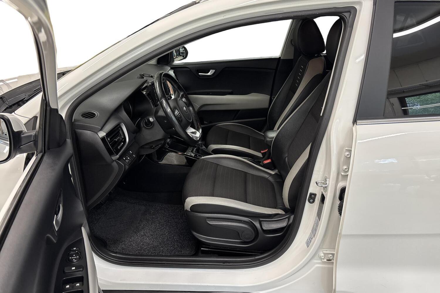 Kia Stonic vaihtoauto