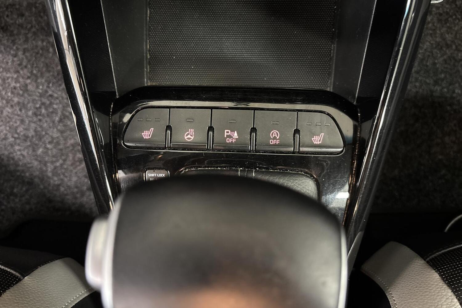 Kia Stonic vaihtoauto