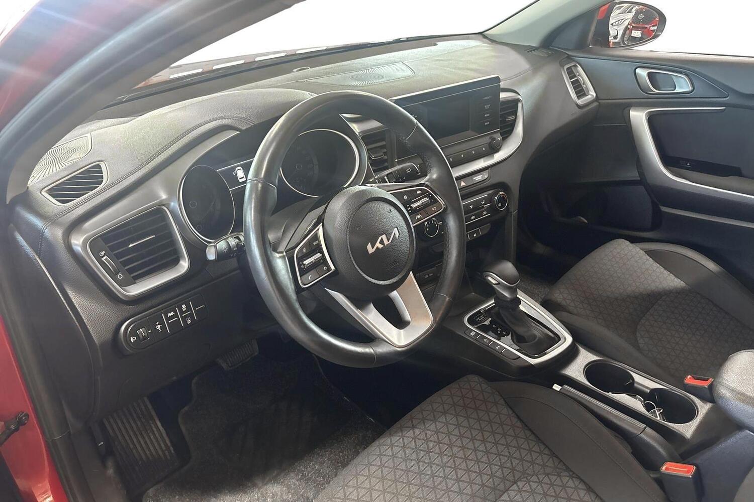 Kia Ceed vaihtoauto